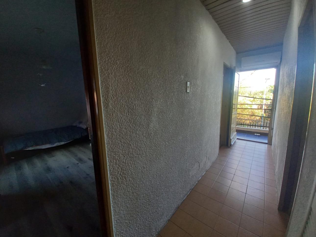 Tipo CASA 4 AMB , COCHERA, PATIO , TERRAZA