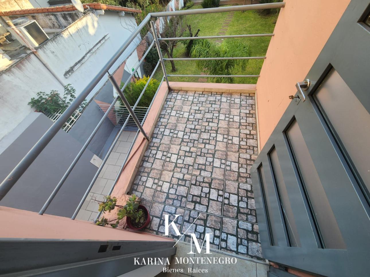 Departamento 2 amb tipo ph con balcon en Villa Ballester