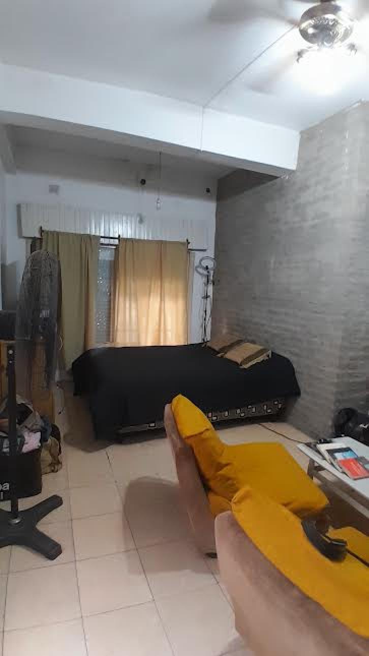PROPIEDAD DE 3 DEPARTAMENTOS EN PALOMR