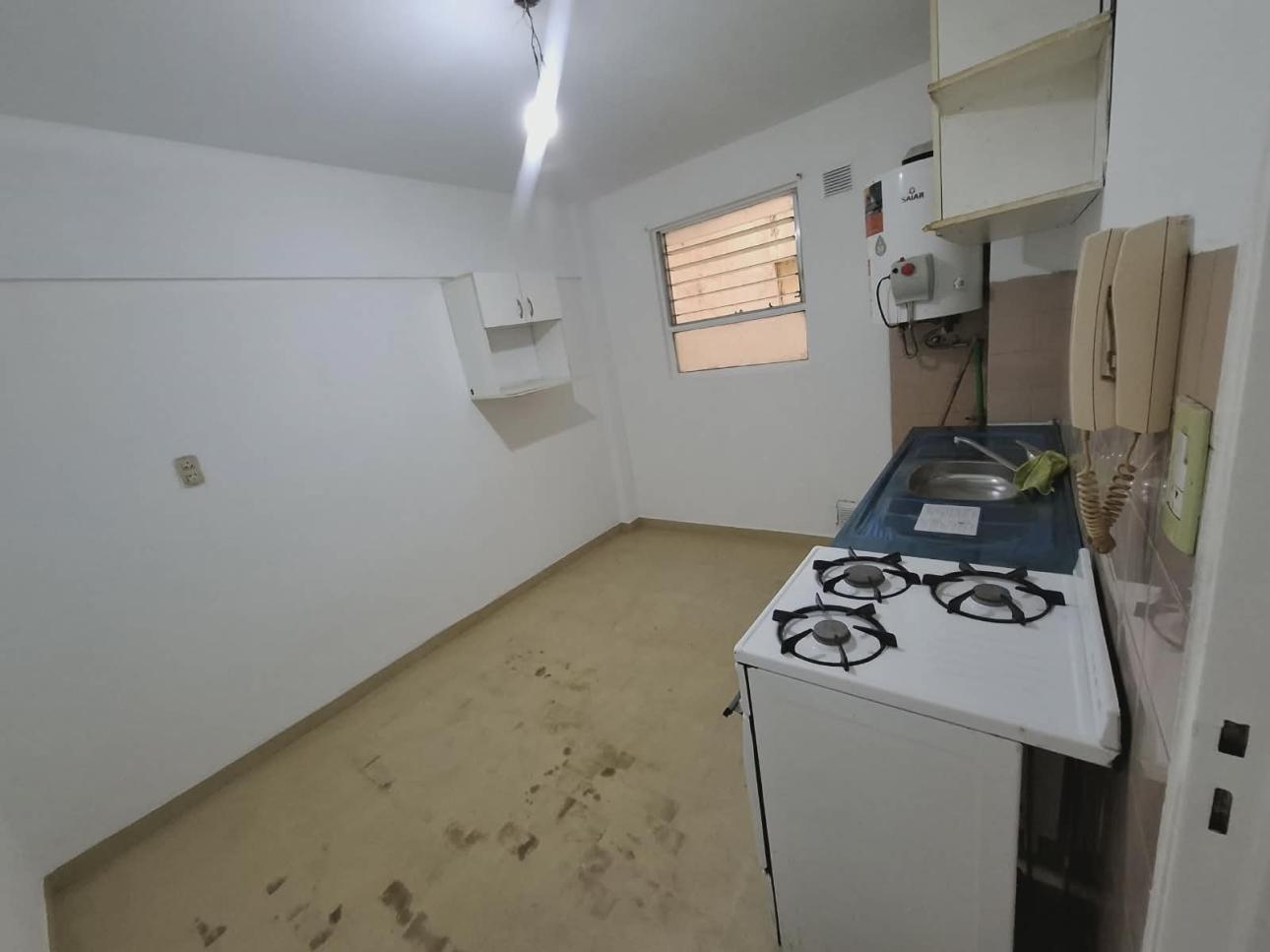 DEPARTAMENTO 3 AMBIENTES C/BALCON CORRIDO