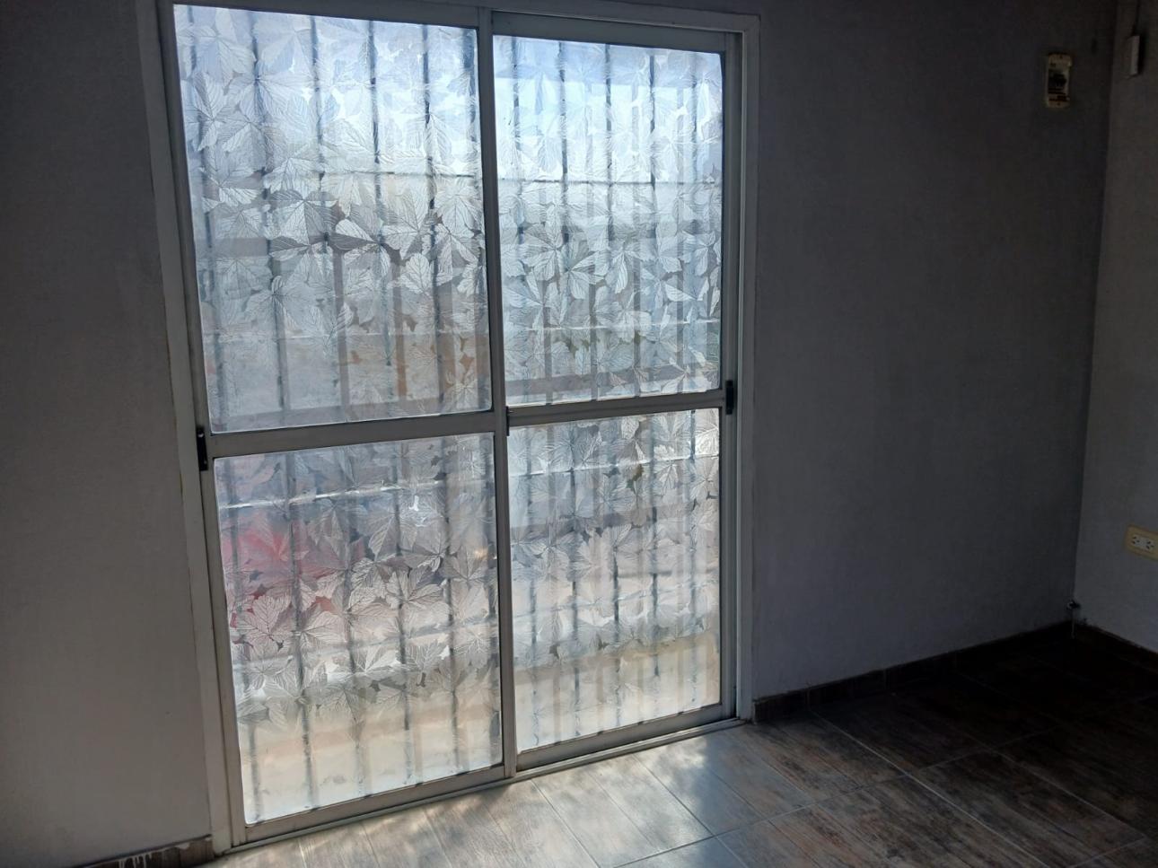 DEPARTAMENTO EN ALQUILER  EN G. CATAN