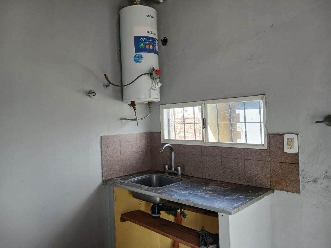 DEPARTAMENTO EN ALQUILER  EN G. CATAN