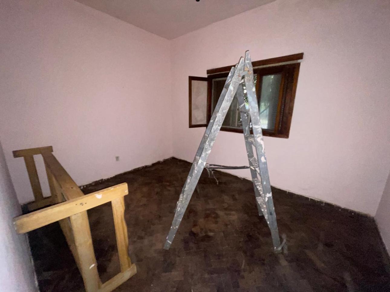 Propiedad en muy buena ubicacion a 200mts de la estacion