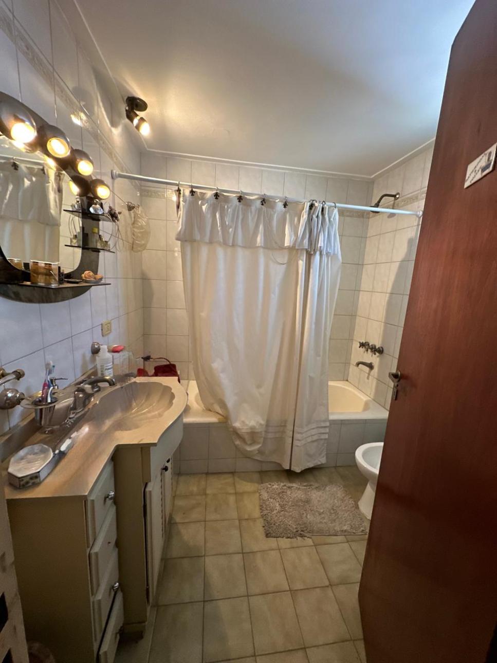 Impecable Chalet sobre Amenedo 660, Adrogue