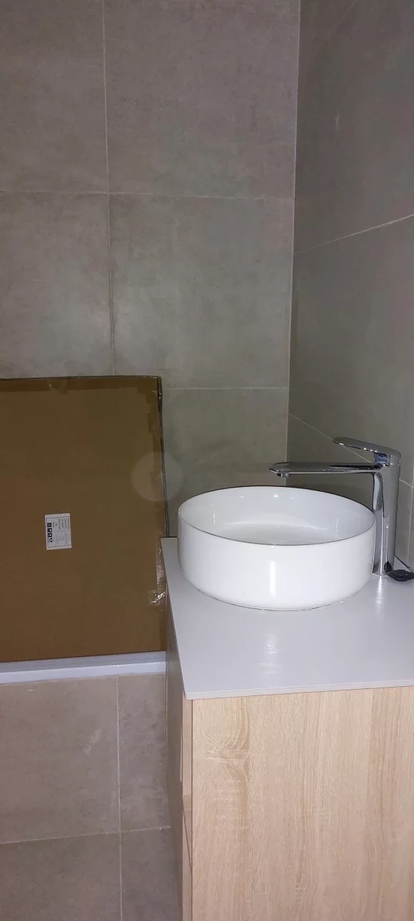PRECIOSO MONOAMBIENTE A ESTRENAR CON BALCÓN