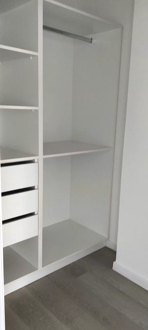 PRECIOSO MONOAMBIENTE A ESTRENAR CON BALCÓN