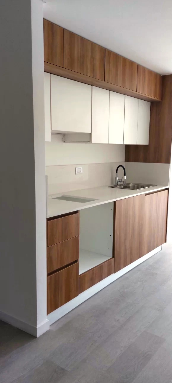 PRECIOSO MONOAMBIENTE A ESTRENAR CON BALCÓN