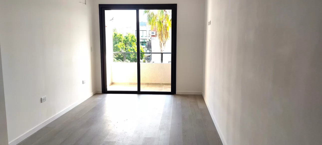 PRECIOSO MONOAMBIENTE A ESTRENAR CON BALCÓN