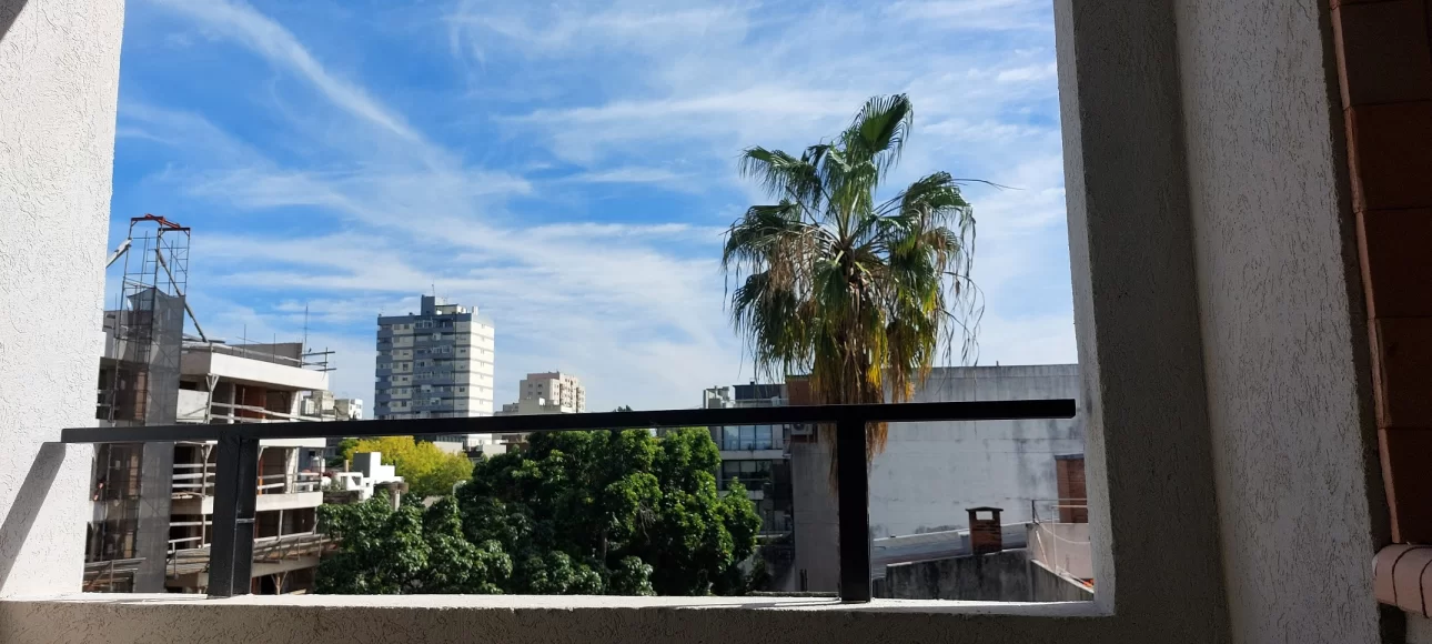 PRECIOSO MONOAMBIENTE A ESTRENAR CON BALCÓN