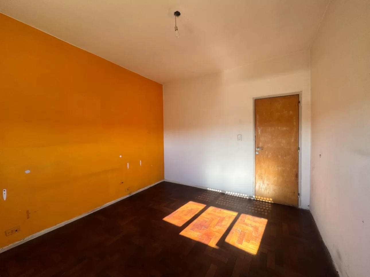 Oportunidad Unica! Depto. 3 Amb. Fte. a 200 m Av Triunvirato