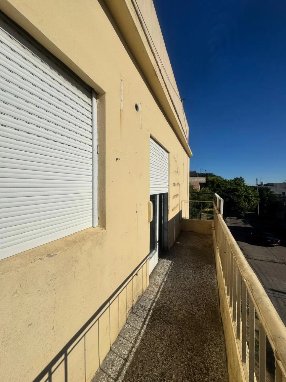 Oportunidad Unica! Depto. 3 Amb. Fte. a 200 m Av Triunvirato