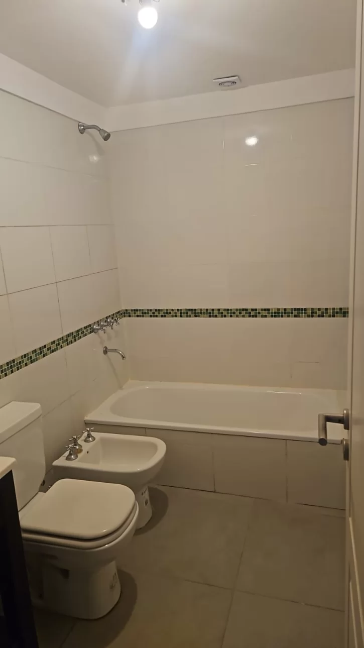DEPARTAMENTO MONOAMBIENTE A POCAS CUADRAS DE LA ESTACION DE
