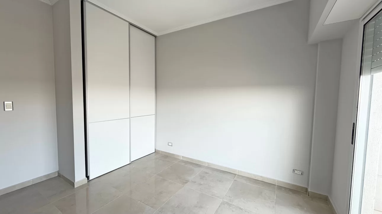 DEPARTAMENTO 3 AMBIENTES EN ZONA CENTRICA DE CHILAVERT