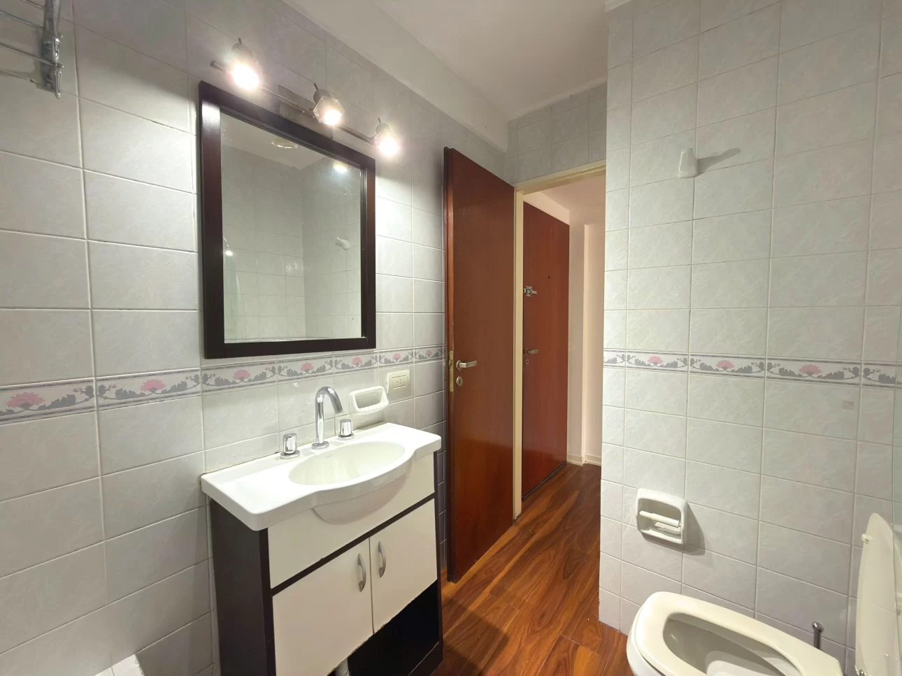 Departamento de 2 y 1/2 ambientes en duplex con balcon