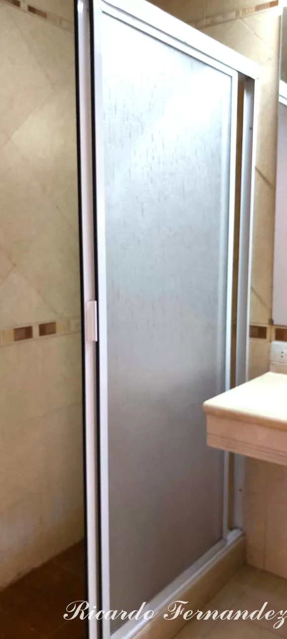 MUY BUEN PISO DE 83 METROS PROPIOS SIN EXPENSAS