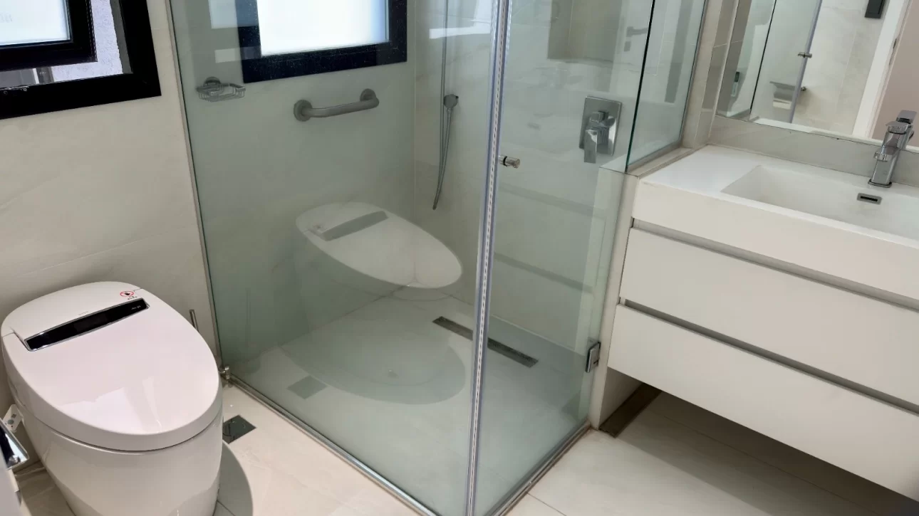 EXCELENTE DEPTO 4 AMB 7°PISO A ESTRENAR CON TERRAZA PROPIA