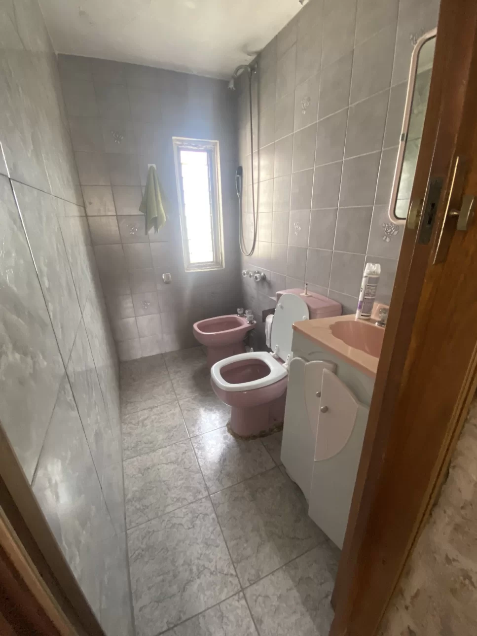 SE VENDE DPTO 5 AMB EN BARRIO PIEDRABUENA