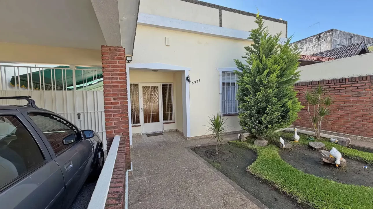 VENTA CASA MULTIFAMILIAR EN VILLA BALLESTER