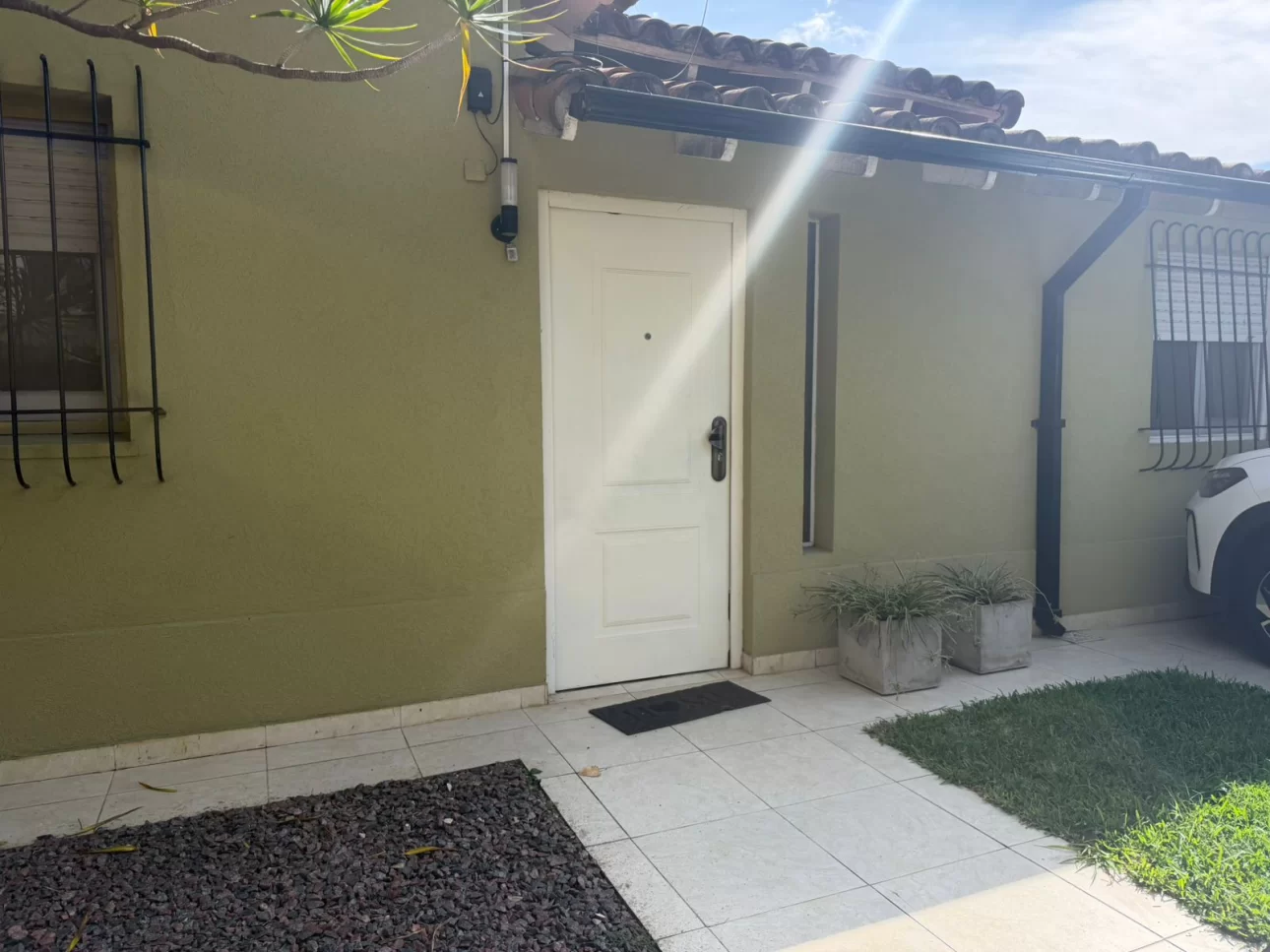 HERMOSA CASA 4 AMBIENTES