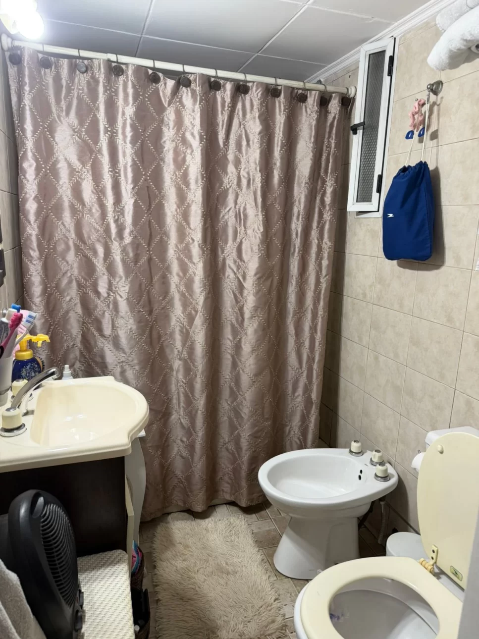 HERMOSA CASA 4 AMBIENTES