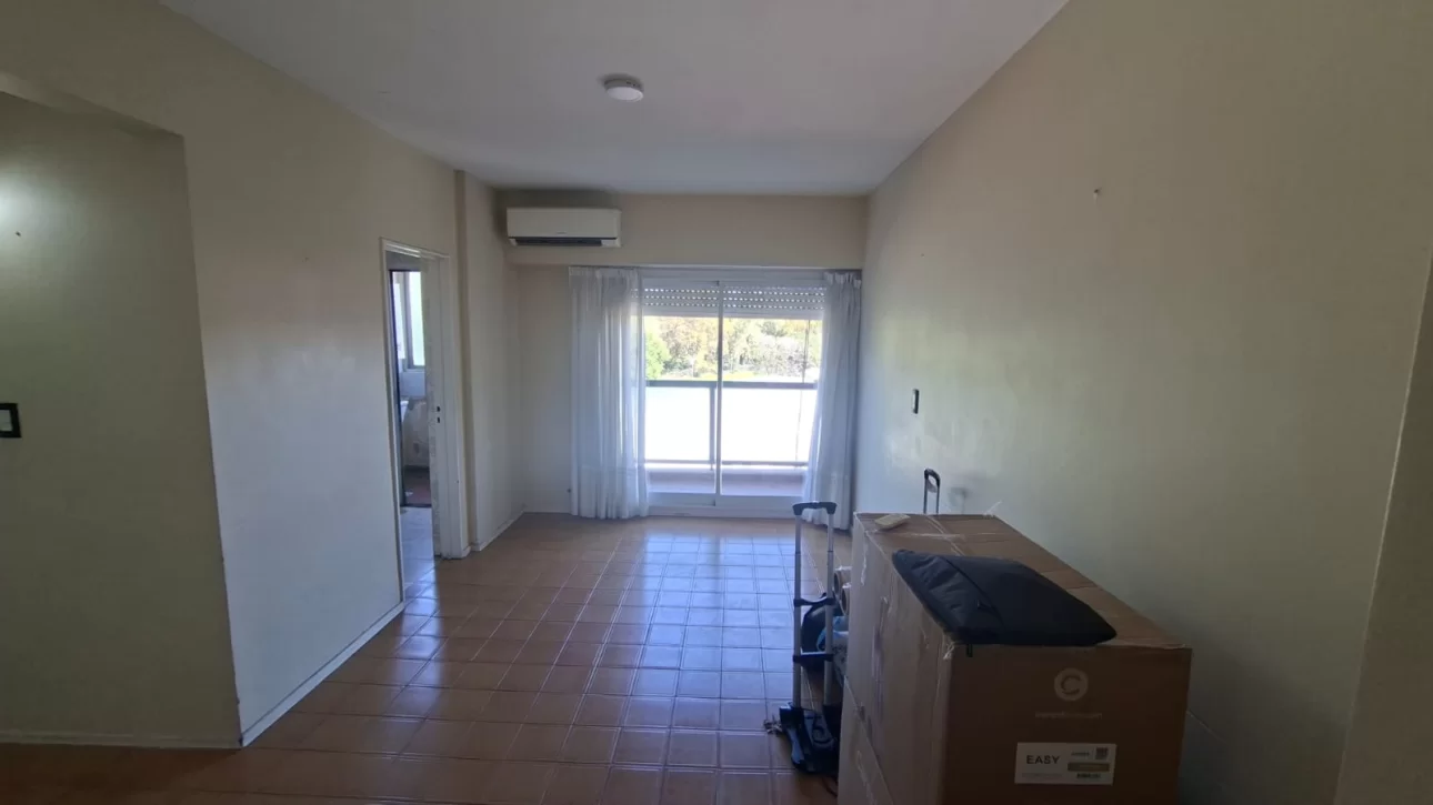 DEPARTAMENTO 2 AMBIENTES C/BALCON AL FRENTE
