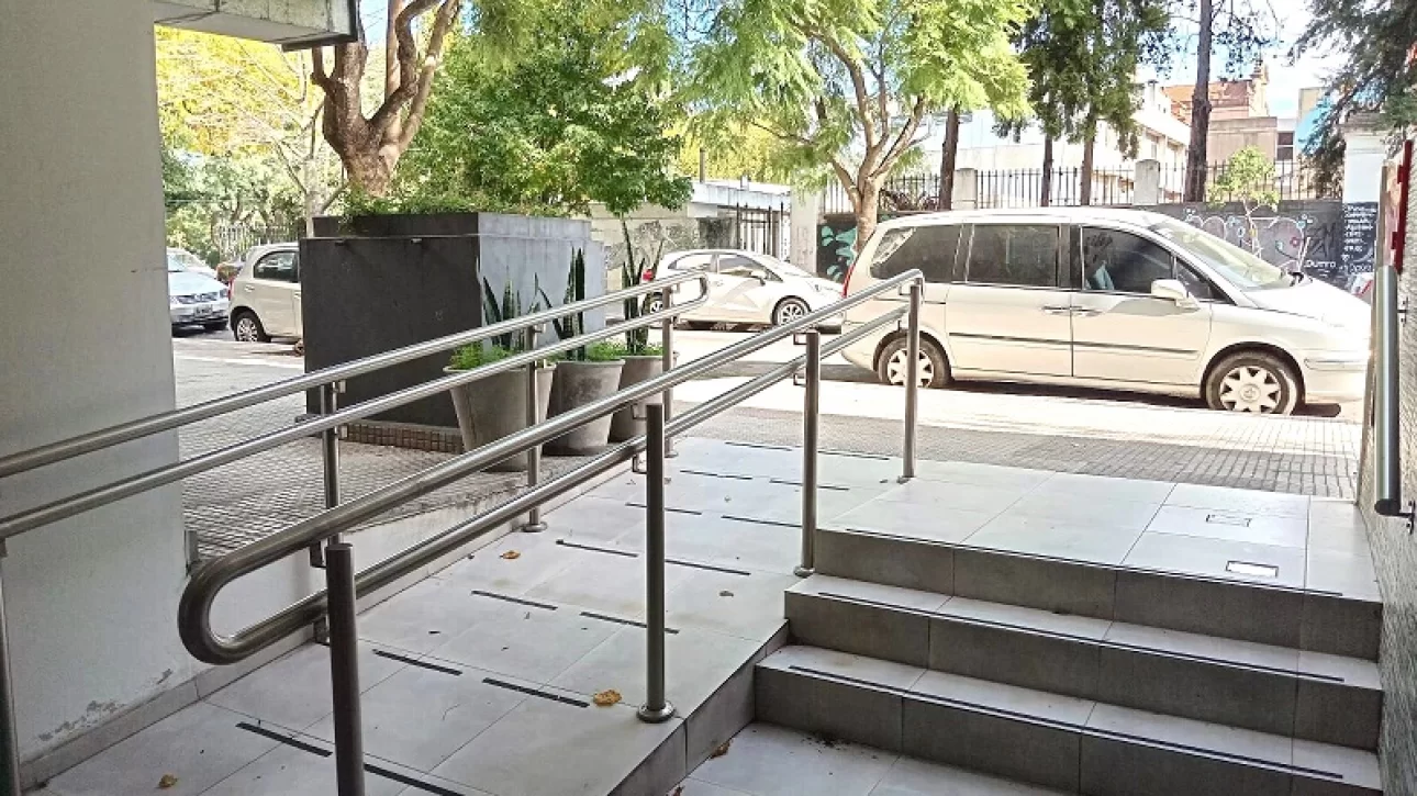 Caballito dos ambientes con espacio cochera