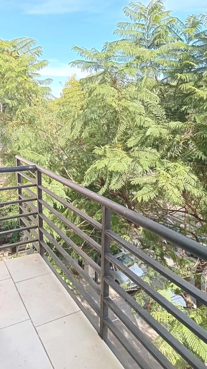 Caballito dos ambientes con espacio cochera