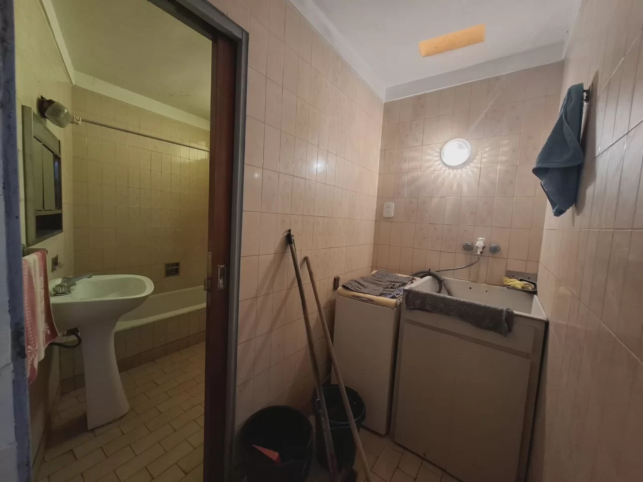 CASA 3 AMBIENTES CON DOBLE GARAGE