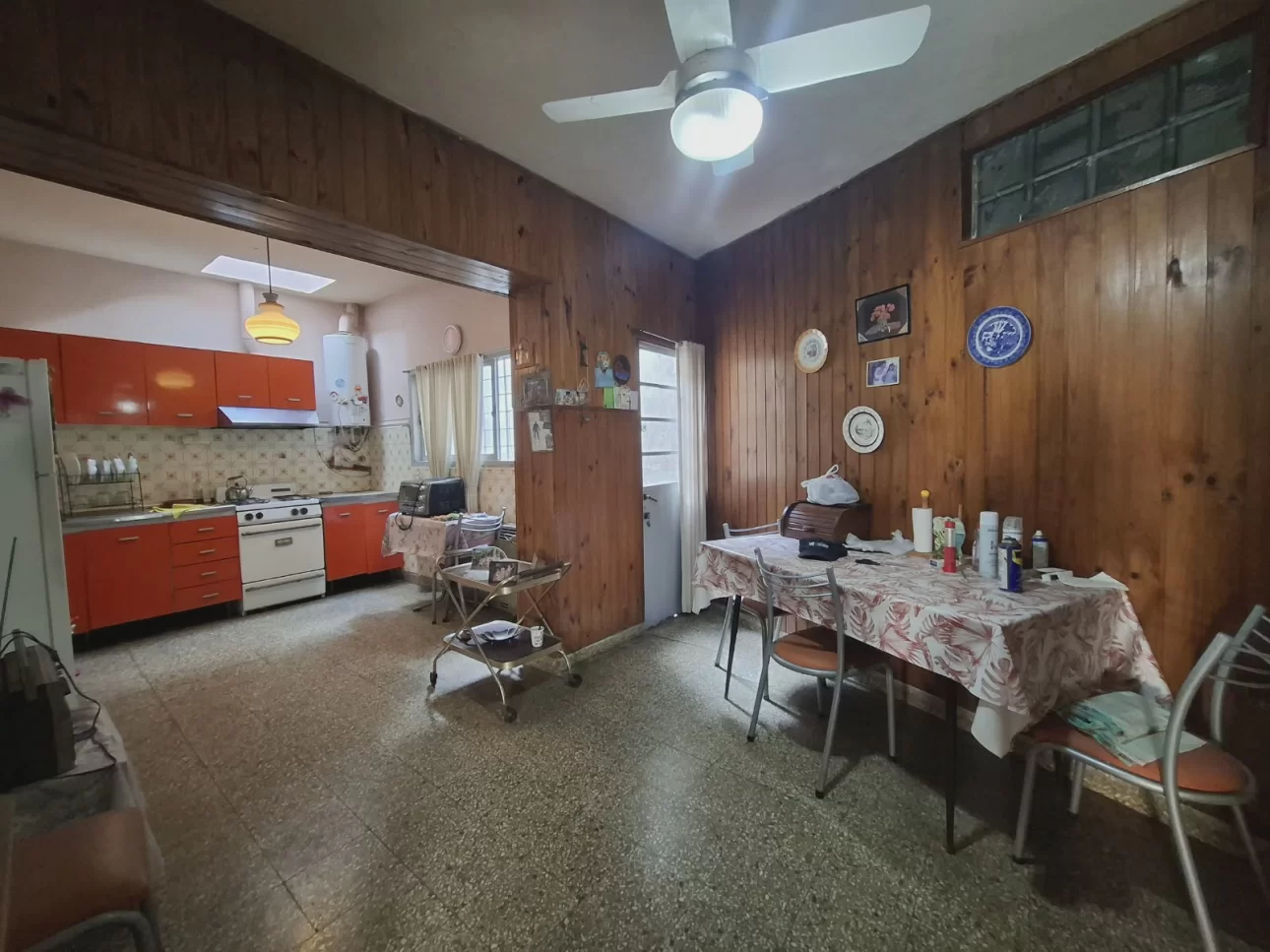 CASA 3 AMBIENTES CON DOBLE GARAGE