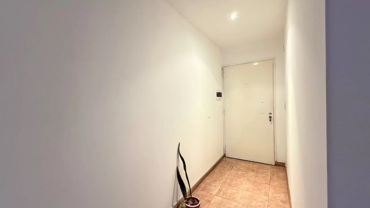 DEPARTAMENTO TIPO DUPLEX 2 AMBIENTES Y MEDIO CON TERRAZA