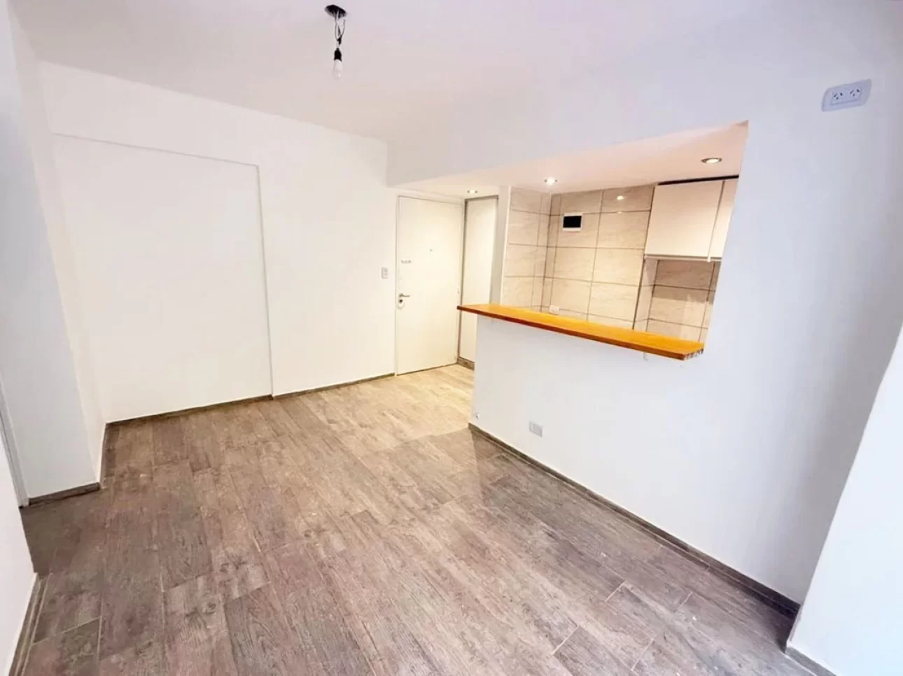 DEPARTAMENTO EN PLANTA BAJA CON PATIO PRIVADO