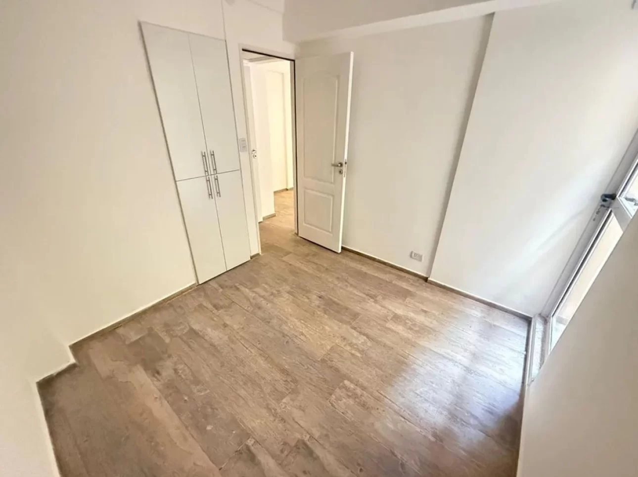 DEPARTAMENTO EN PLANTA BAJA CON PATIO PRIVADO