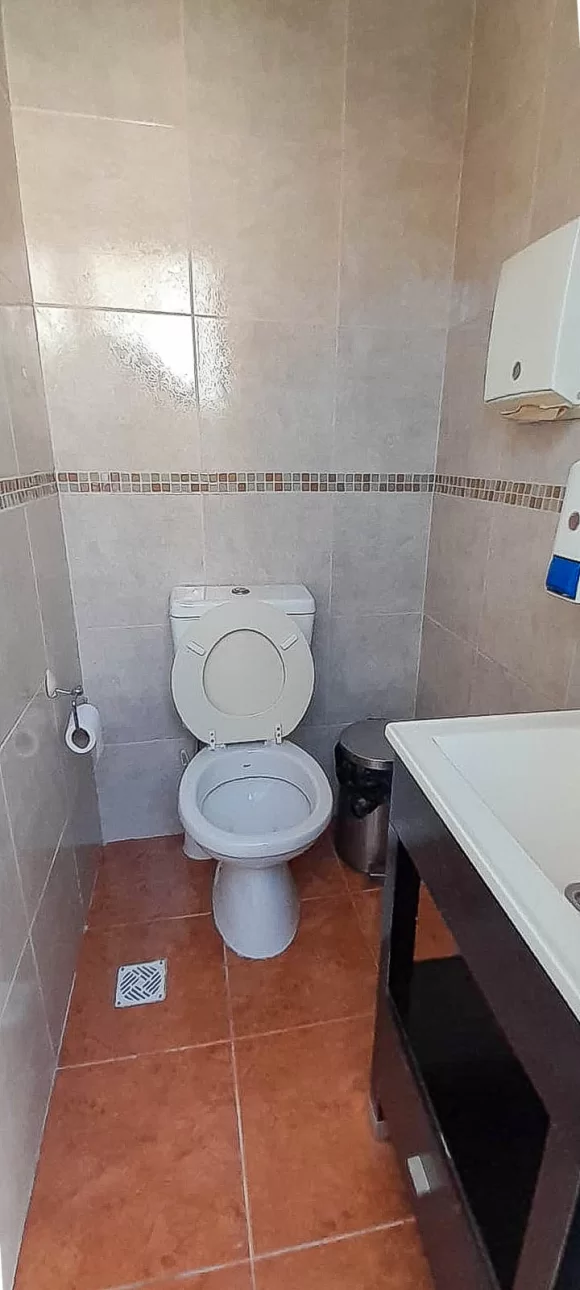 VENTA- J.L.SUAREZ- Casa Lote propio +consultorio+galpon
