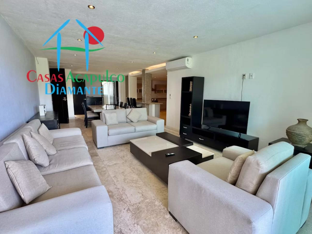 Departamento con vista al campo de golf y 4 recámaras