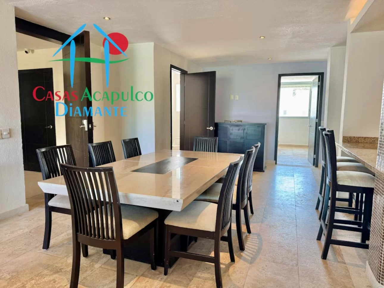 Departamento con vista al campo de golf y 4 recámaras