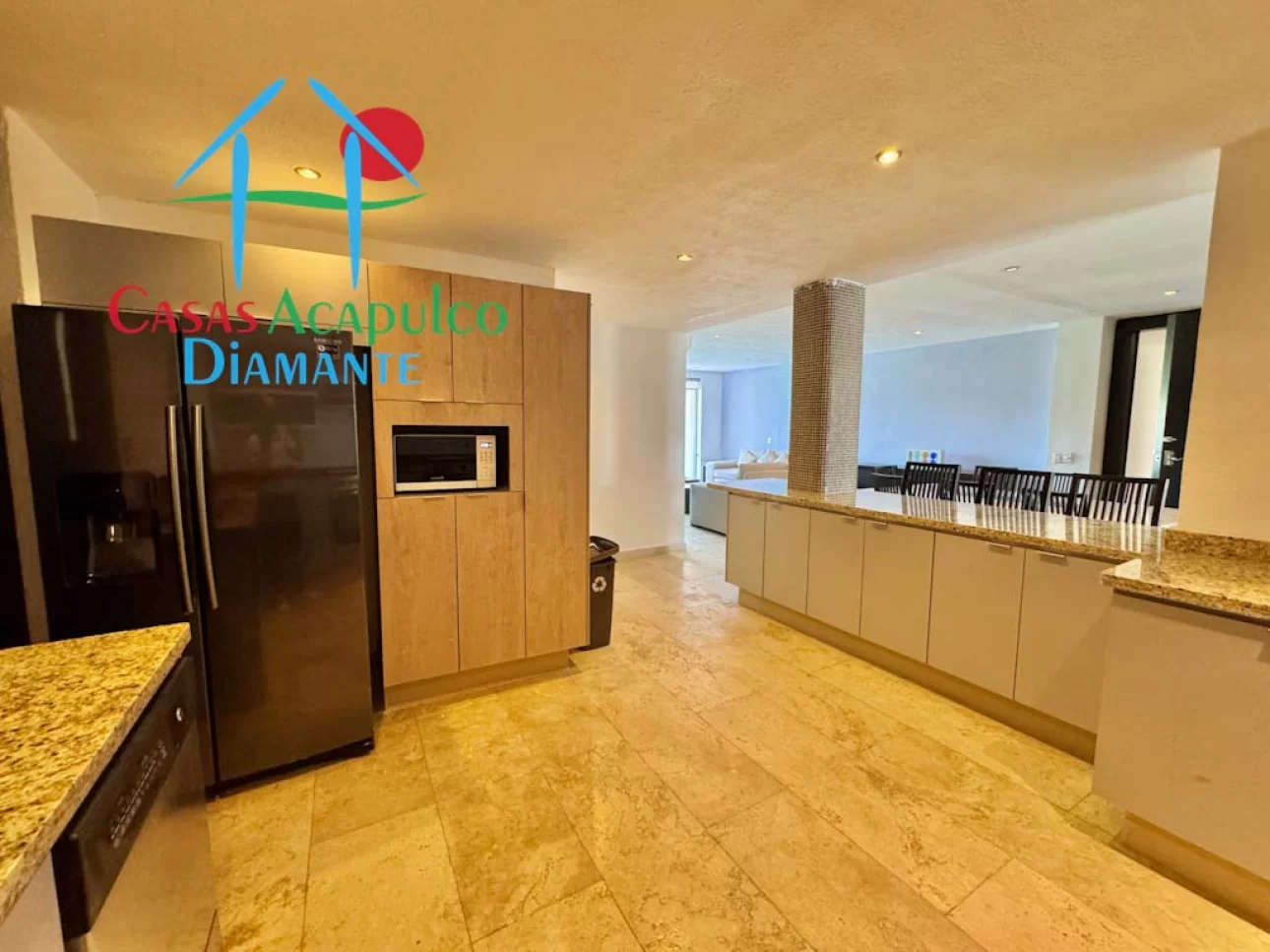 Departamento con vista al campo de golf y 4 recámaras