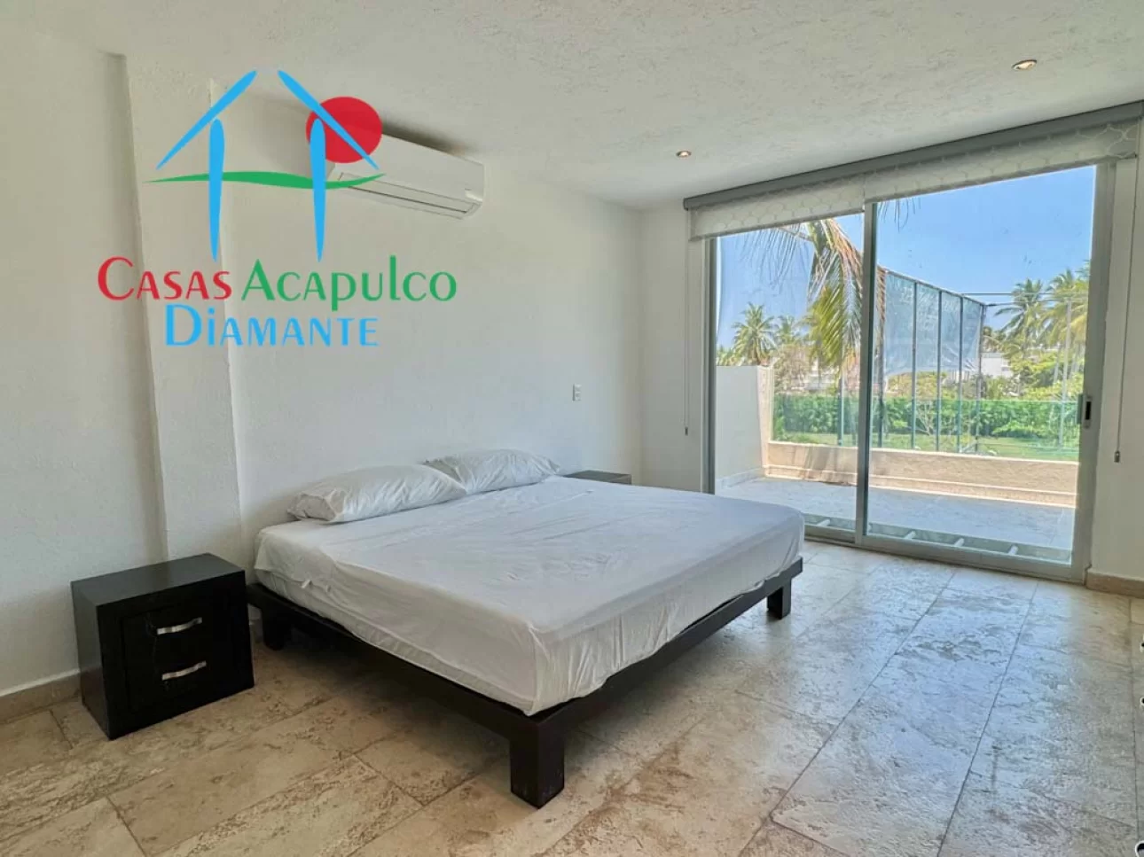 Departamento con vista al campo de golf y 4 recámaras