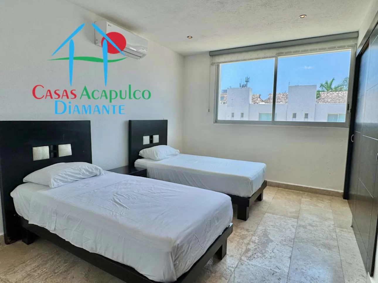 Departamento con vista al campo de golf y 4 recámaras