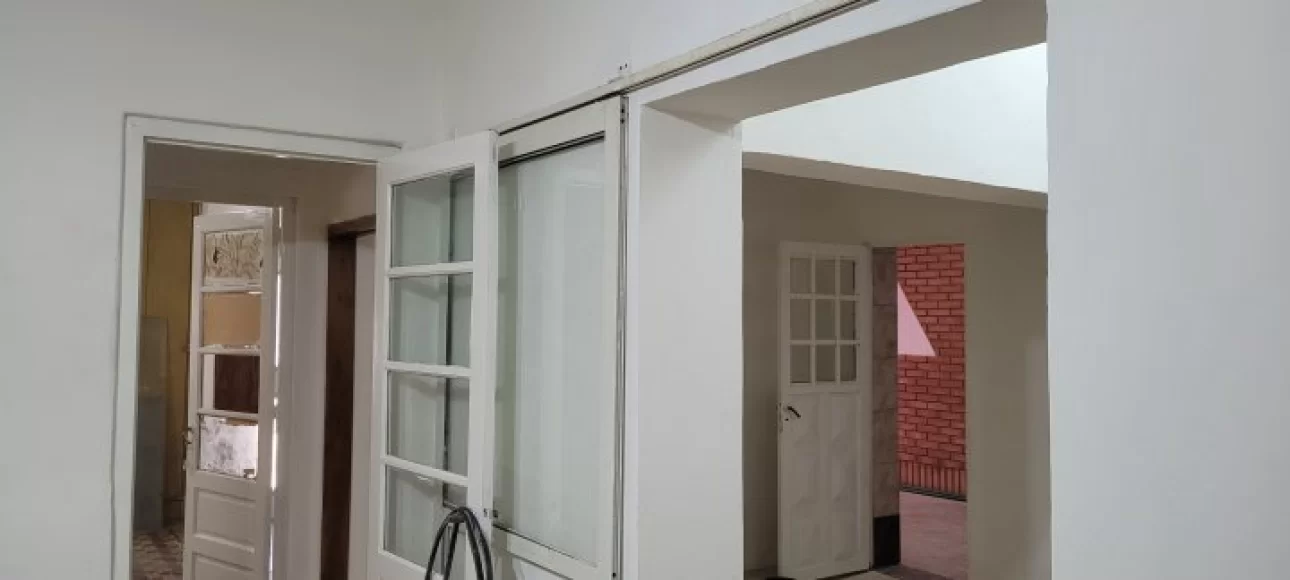 ROSARIO,CASA,FRENTE,COCHERA, ESCRITURACION INMEDIATA