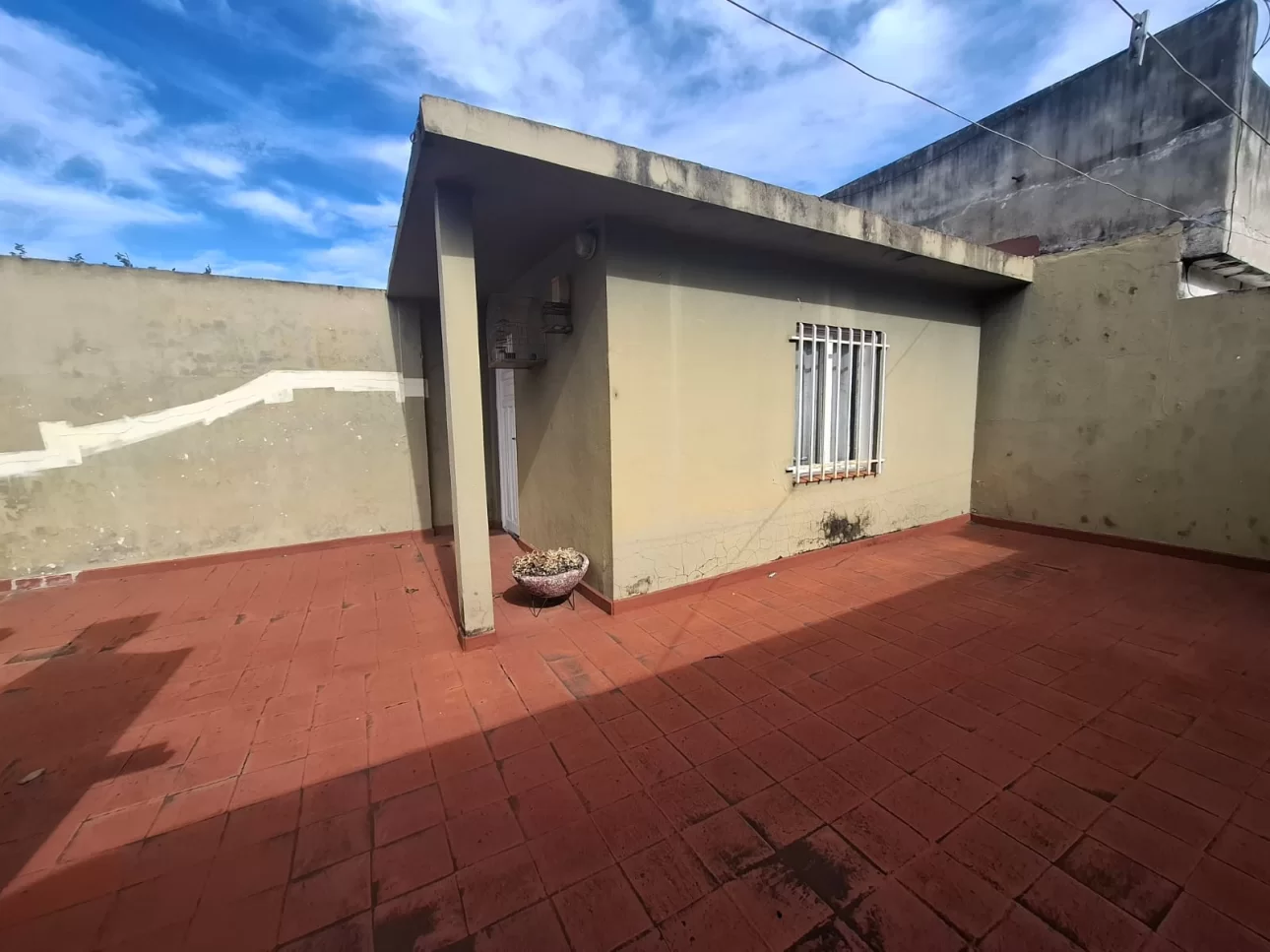 PH 3 AMBIENTES CON PATIO Y TERRAZA