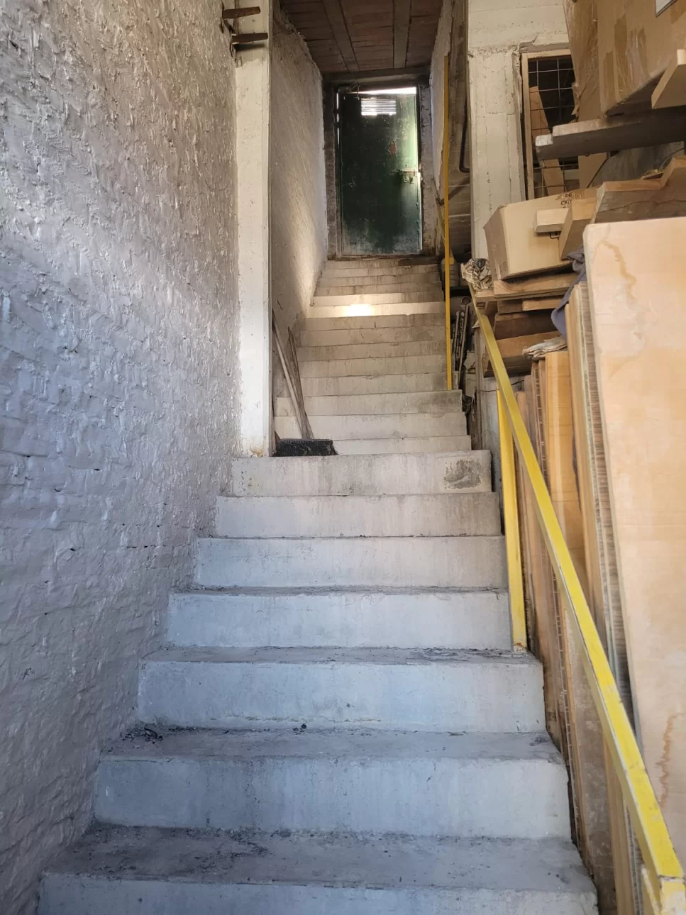 Galpón 520 m2 en 2 Plantas