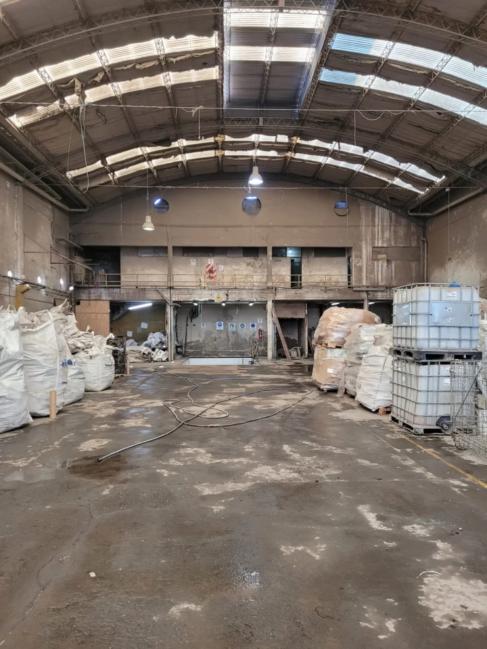 Galpón 620 m2 Cub. y 900 m2 libres