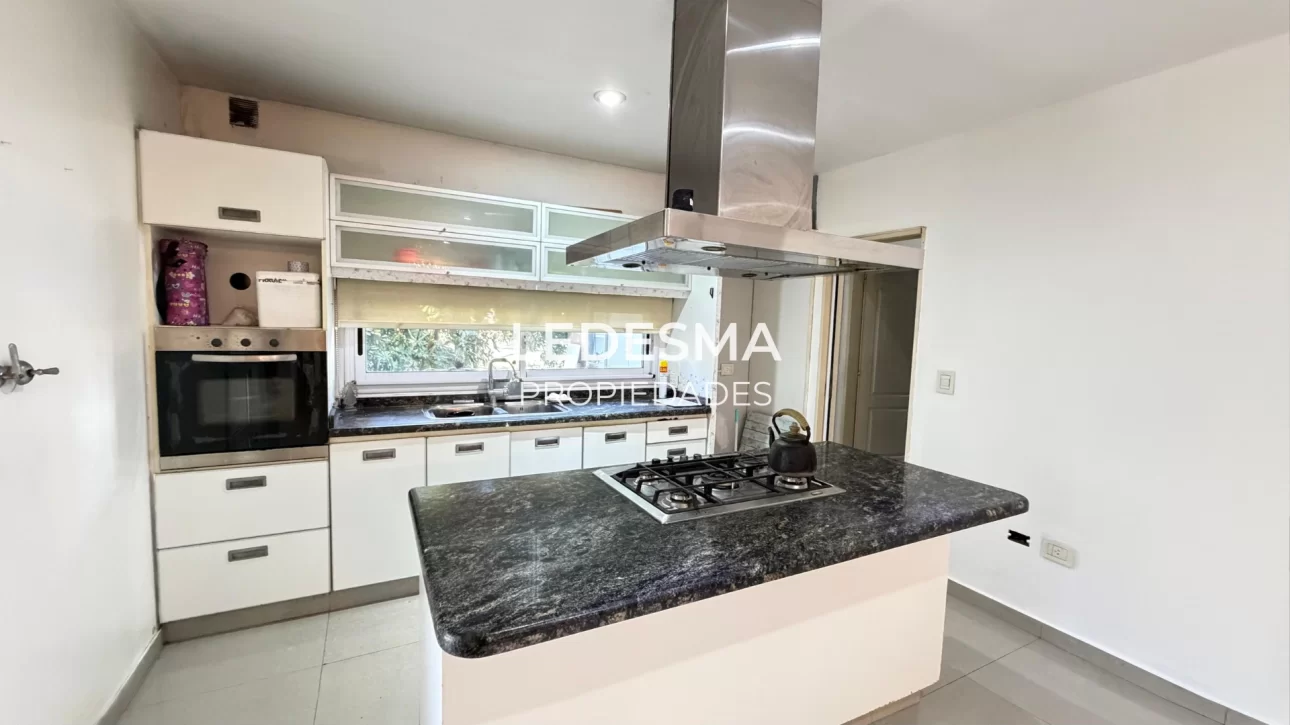 VENTA CASA 6 AMBIENTES HARAS MARIA VICTORIA