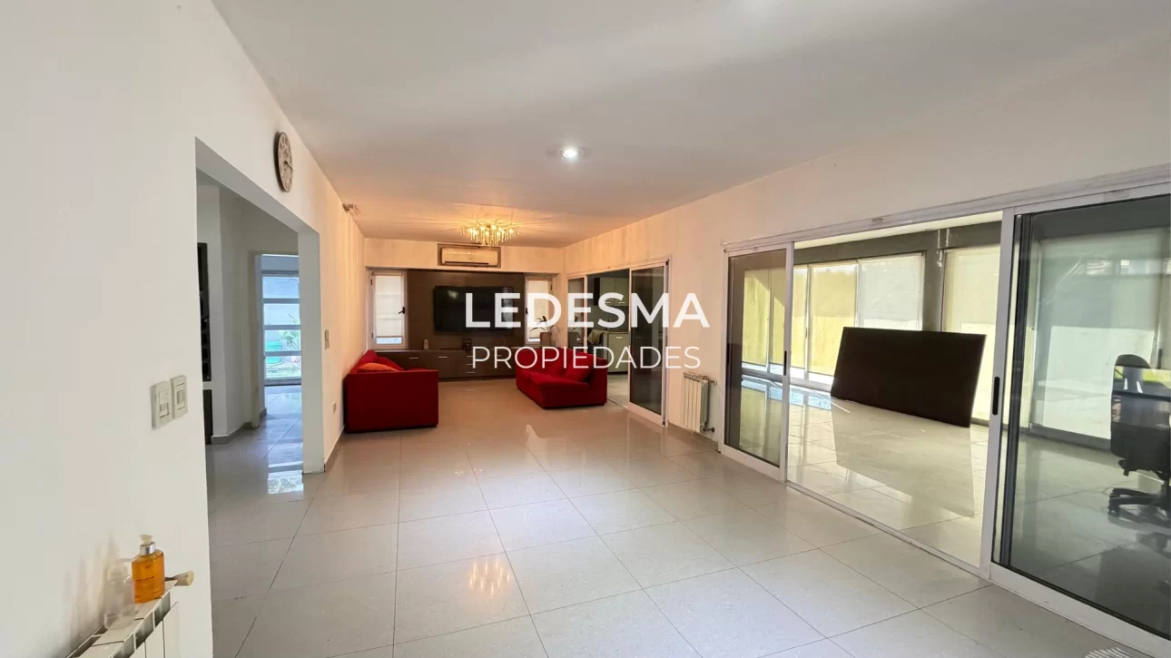 VENTA CASA 6 AMBIENTES HARAS MARIA VICTORIA