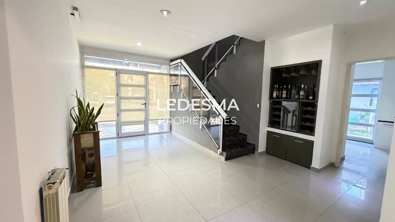 VENTA CASA 6 AMBIENTES HARAS MARIA VICTORIA