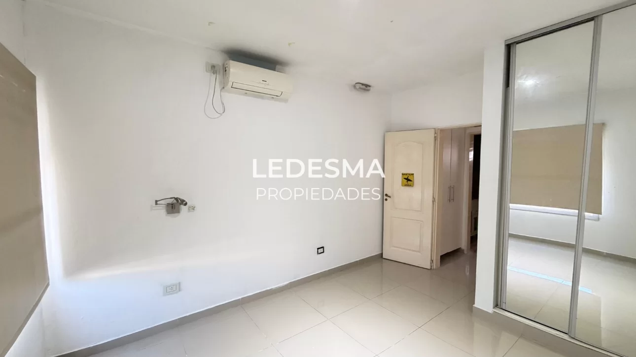 VENTA CASA 6 AMBIENTES HARAS MARIA VICTORIA
