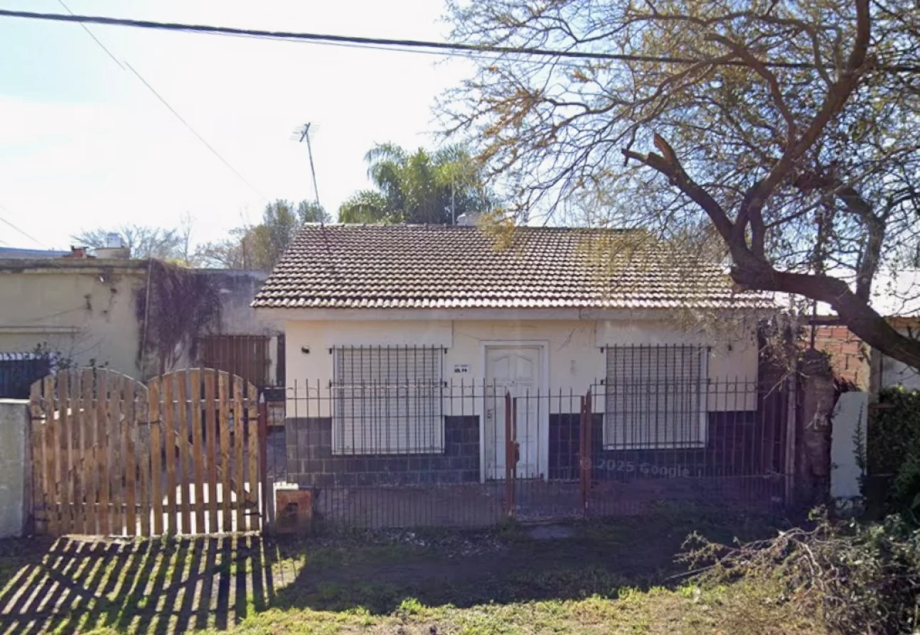 Comoda propiedad a dos cuadras de Yrigoyen