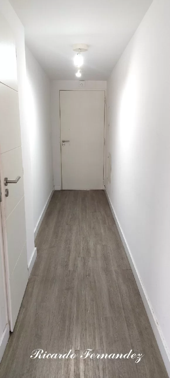 IMPECABLE 2 AMBIENTES CONTRAFRENTE CON BALCON TERRAZA 2 AÑOS