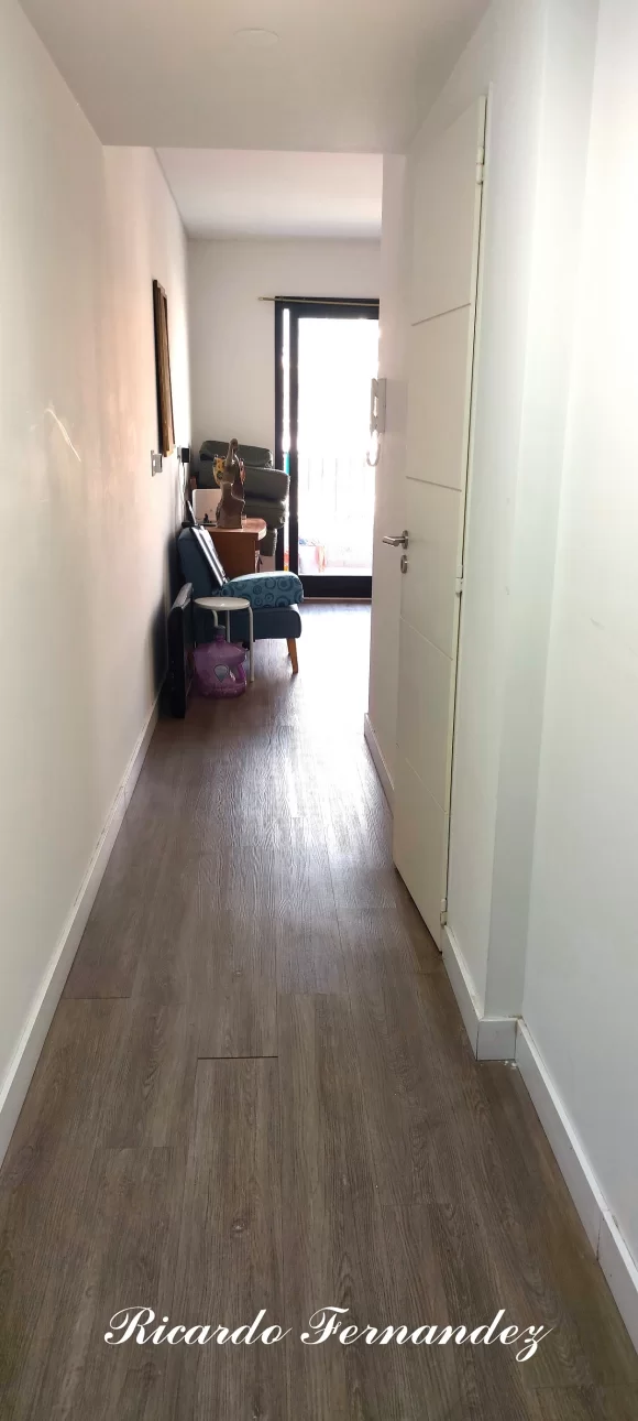IMPECABLE 2 AMBIENTES CONTRAFRENTE CON BALCON TERRAZA 2 AÑOS