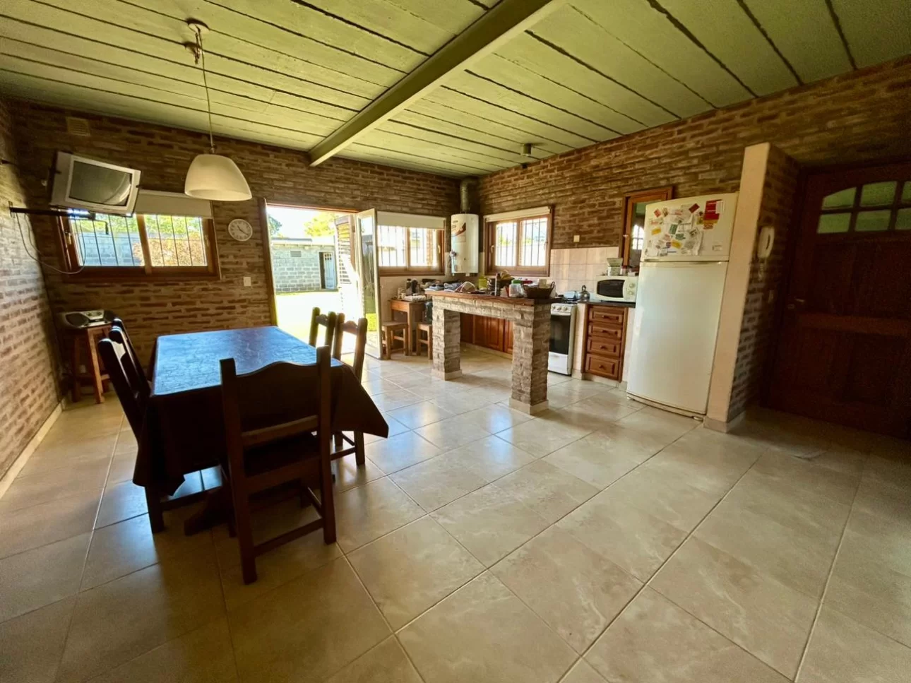VENTA - CASA EN BARRIO ESCRIBANO